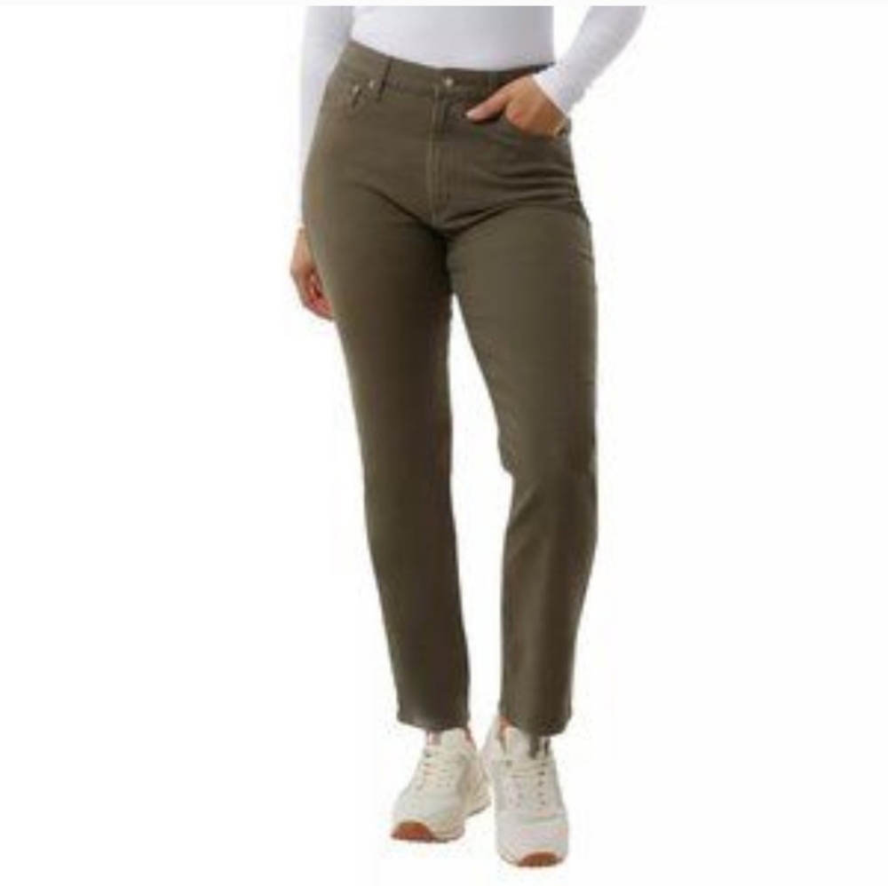 NWT 32 Degrees Cool Women's Sweatpants Jeans Green 10 12‎